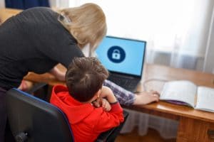 Best Parental Control Apps For Concerned Parents - Full Guide