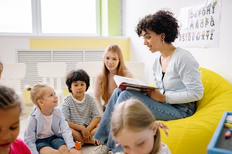 13 Reasons Why Child Should Attend Preschool - MOM News Daily